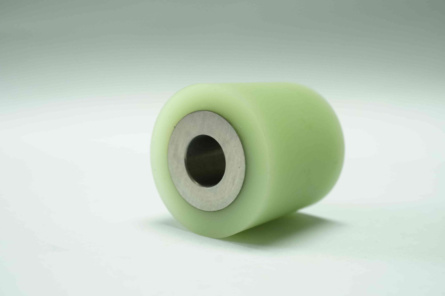 Resin-Coated Cylindrical Cam Follower Bearing CF3-10-18 | 18mm ID, M3 Thread | CXE